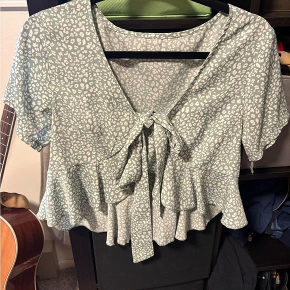 Tops - Mint Patterned Women's Top